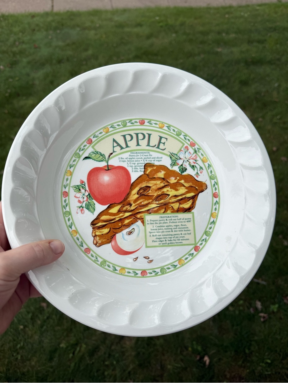 vintage 1980s Himark "The Golden Pie Collection" Apple Pie Recipe Plate